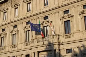 Punture di spillo / Voti simili, esiti diversi